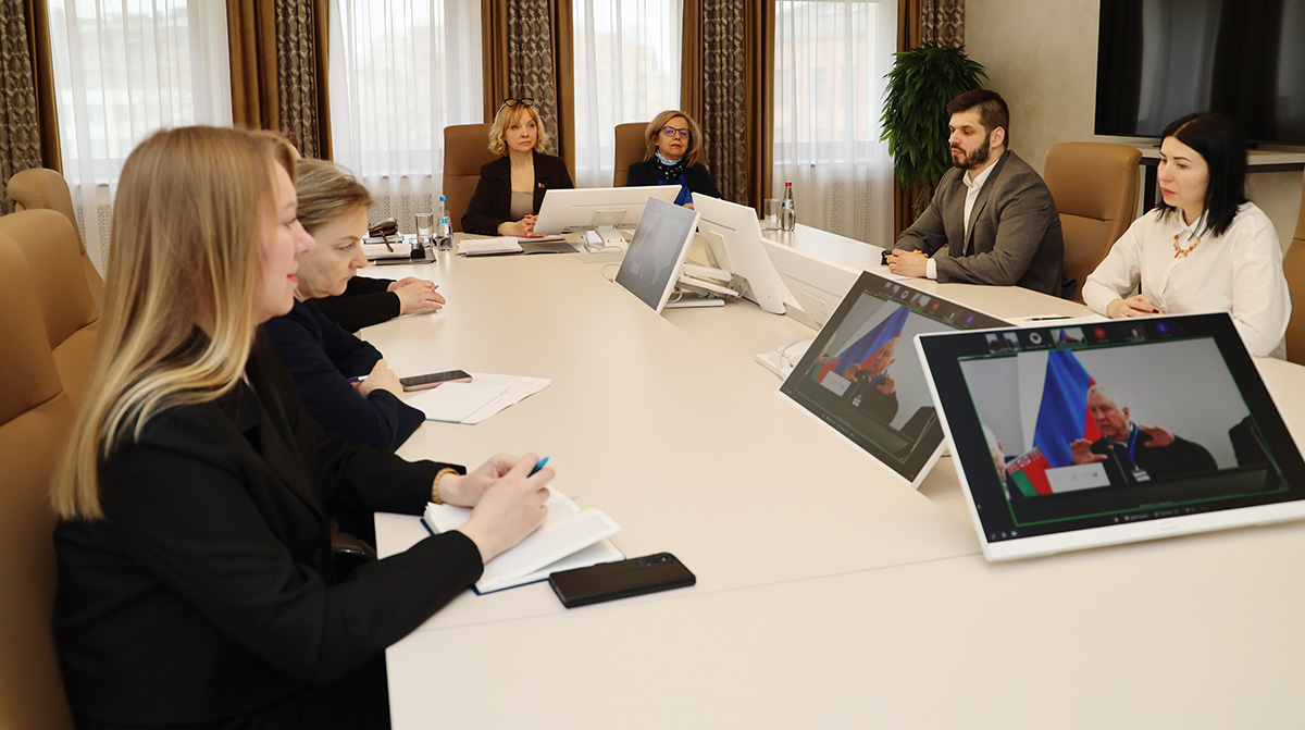 Актуальные направления государственно-правовых исследований рассмотрели на международной научной конференции