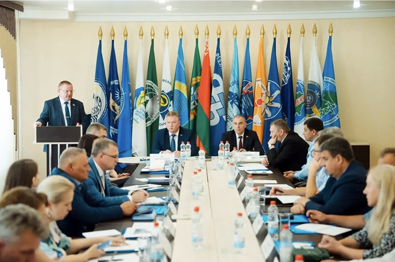 Далучыліся да навучальнага збору для кіраўнікоў і спецыялістаў, адказных за арганізацыю работы па пажарнай бяспецы і ахове працы