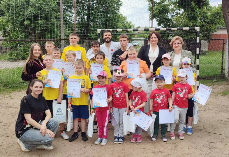 У Цэнтры ўвагі – дзеці: павіншавалі падшэфных з Міжнародным днём абароны дзяцей