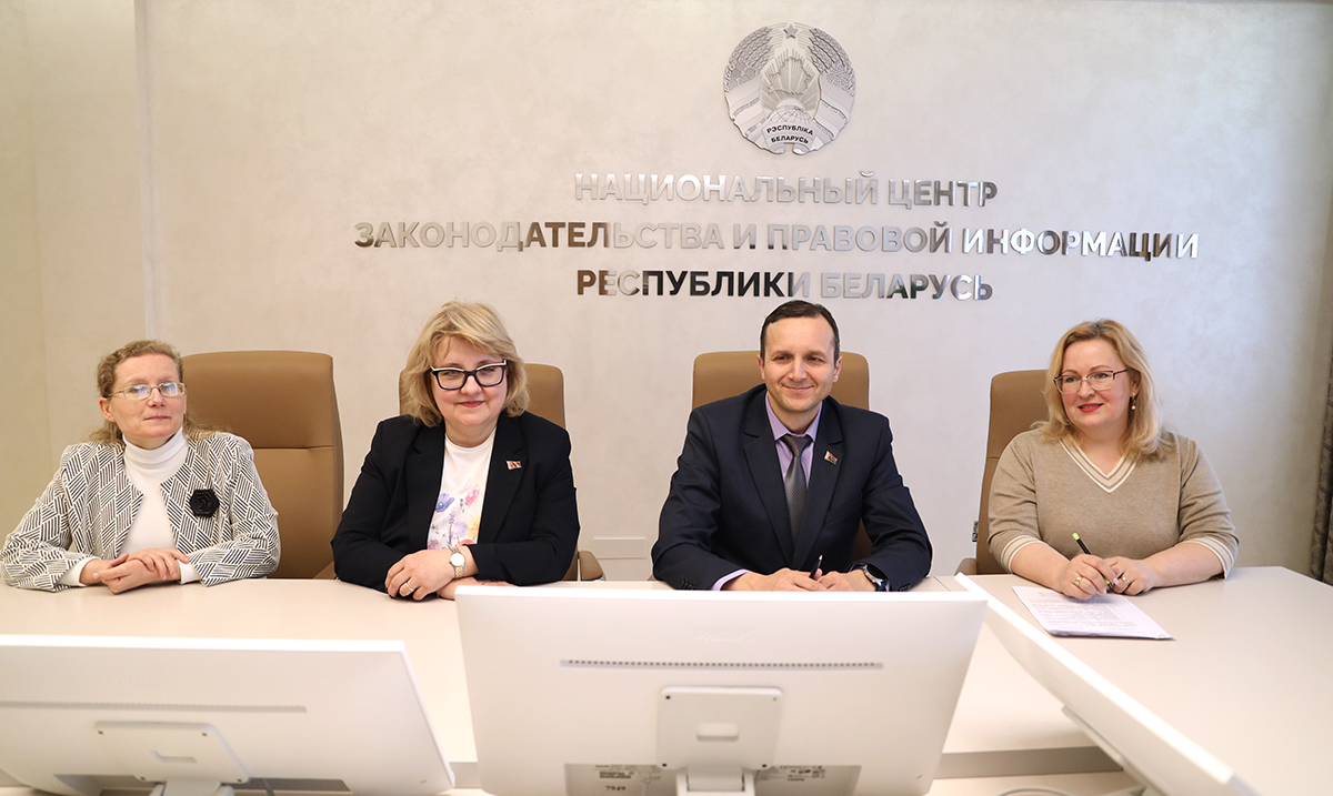 Выступили на V Саратовском юридическом форуме
