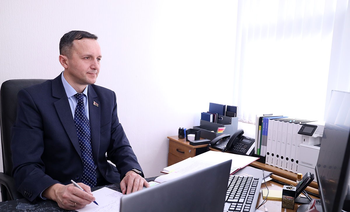 Значэнне юрыдычнай дактрыны ў праватворчасці і правапрымяненні абмеркавалі на канферэнцыі з удзелам НЦЗПI