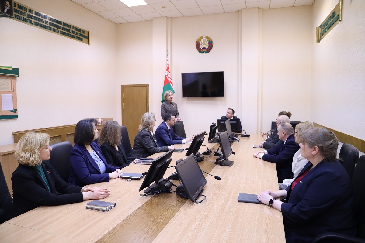 Коллективу Института правовых исследований НЦЗПИ представлен новый руководитель