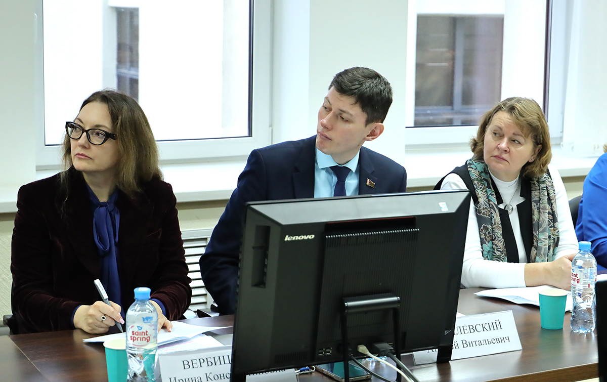 РАЗВИТИЕ ДОГОВОРНОГО ПРАВА РЕСПУБЛИКИ БЕЛАРУСЬ В УСЛОВИЯХ ТРАНСФОРМАЦИИ ЧАСТНОПРАВОВОГО РЕГУЛИРОВАНИЯ ОБЩЕСТВЕННЫХ ОТНОШЕНИЙ.jpg