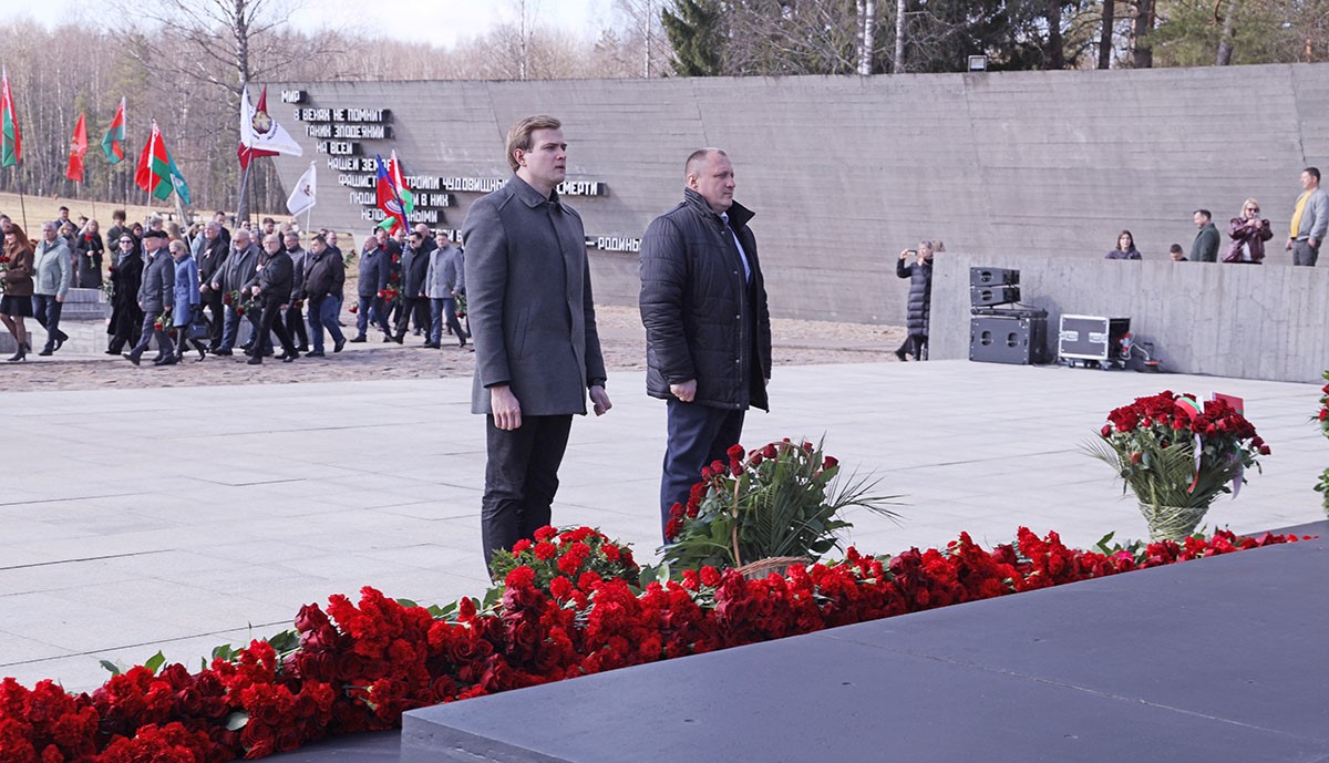 Посещение Хатыни