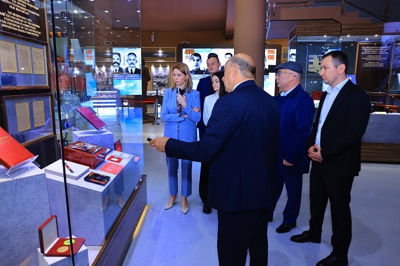 Во время посещения мемориального комплекса