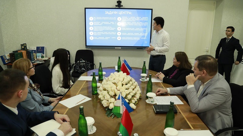 Презентация деятельности Центра "Адолат"