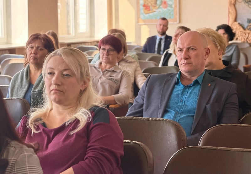 Правовое просвещение граждан Брестчины. Встретились с трудовым коллективом одного из предприятий региона